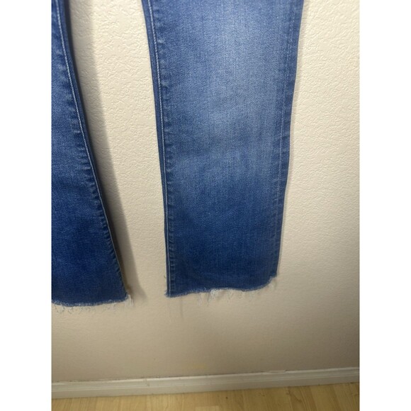 MOTHER Denim The Weekender Fray Flare Jeans in Meet Cute Size 26 - Picture 13 of 13